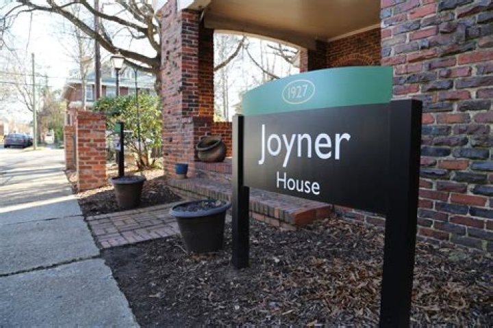 Al Joyner house: Where does Al Joyner live?
