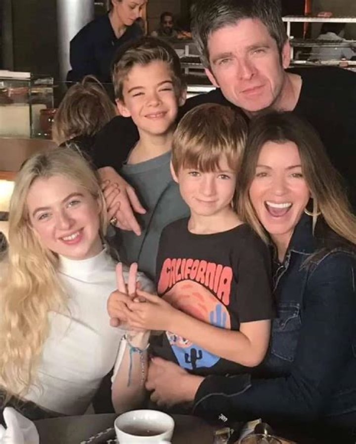 Anaïs Gallagher Wikipedia, age, Noel Gallagher's daughter, boyfriend, Instagram, net worth