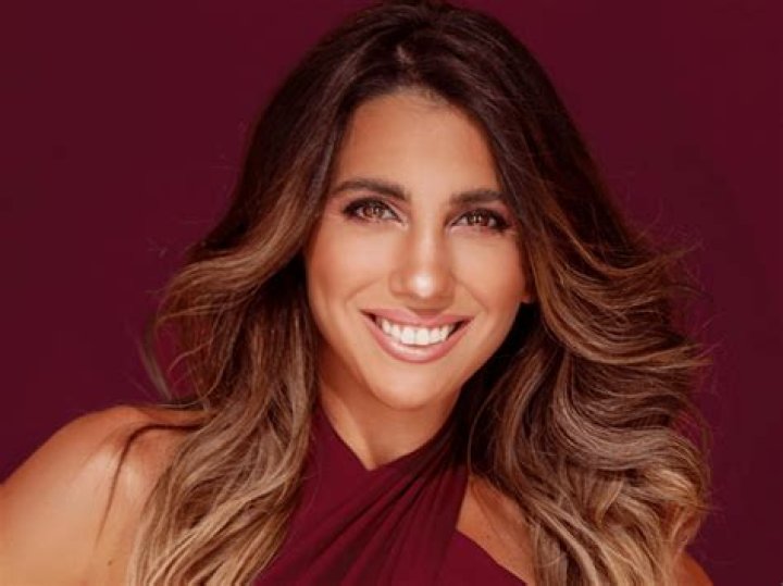 Cinthia Fernández in Bathing Suit is on "Vacaciones" — Celebwell