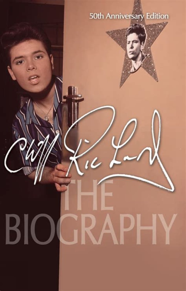 Cliff Richard Biography - Facts, Childhood, Family Life & Achievements