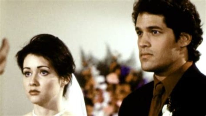 Does Naomi Get Married In 90210? – Celebrity