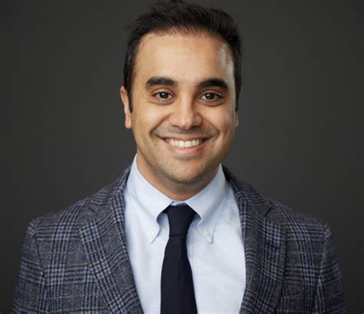 Dr. Arash Vahdat, MD – Tarzana, CA