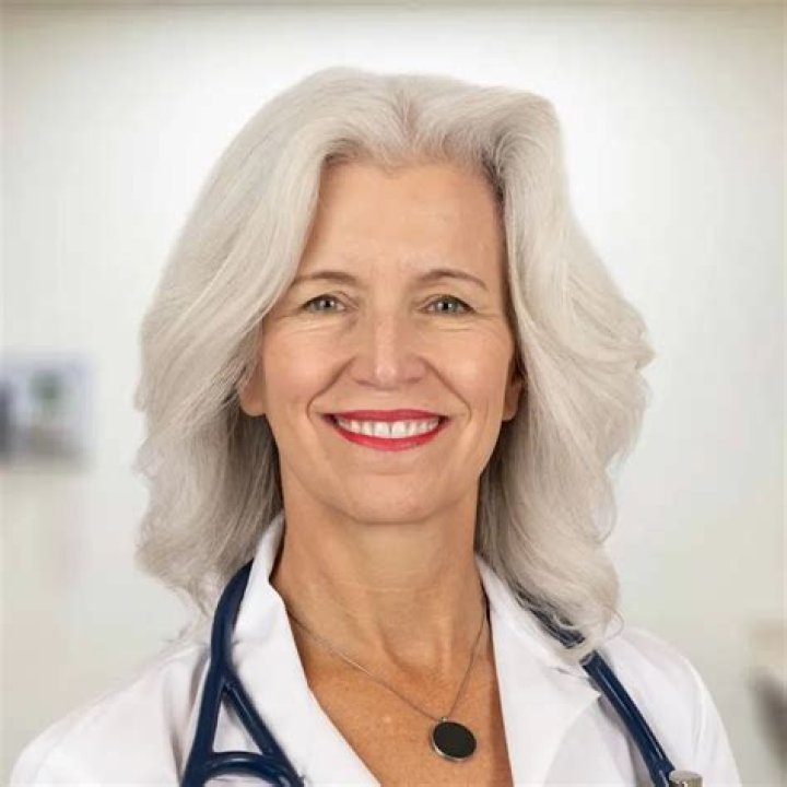 Dr. Cynthia Waslewski, MD – Scottsdale, AZ