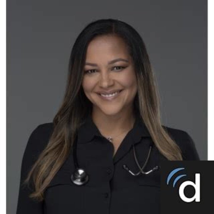 Dr. Esmilkrys Ramirez, MD – Chicago, IL