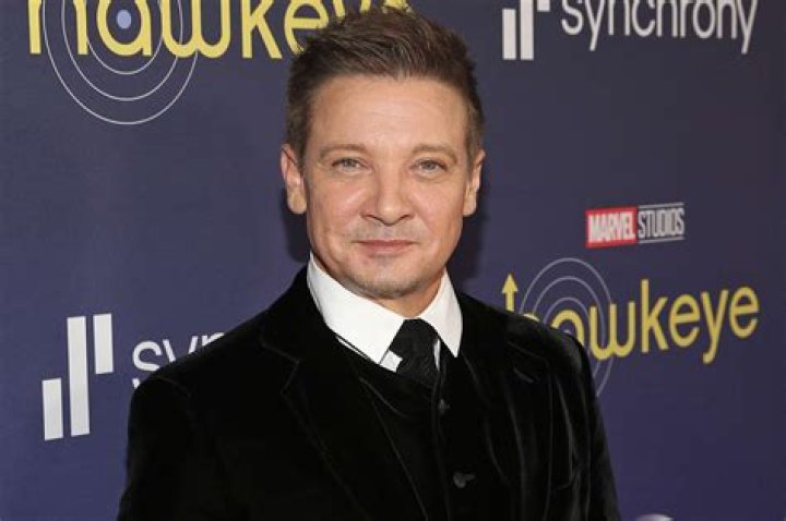 Jeremy Renner’s Latest Movie Is Now On Netflix And It’s Dominating