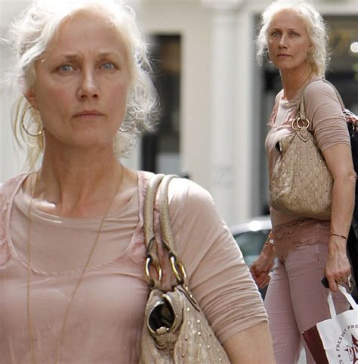 Joely Richardson Biography - Facts, Childhood, Family Life & Achievements