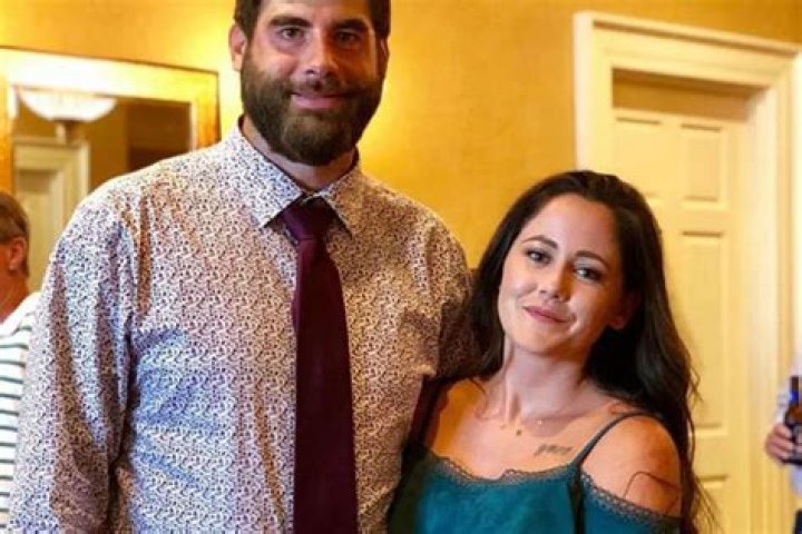 Teen Mom Drama – Fans Don’t Believe Jenelle Evans Has Filed For Divorce From David Eason